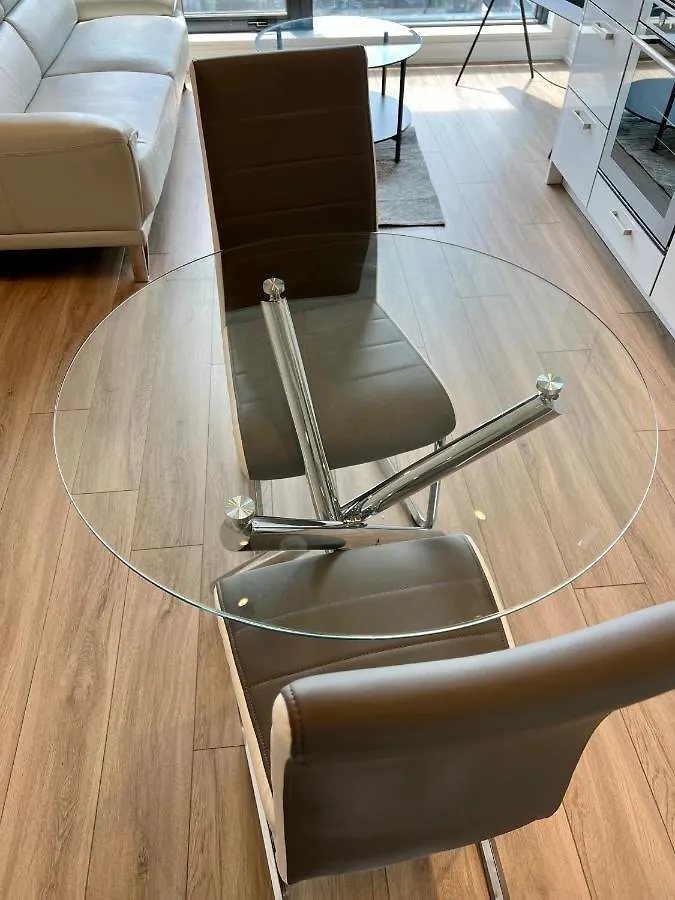 Perfectly Located Cozy Open-Concept Condo Toronto